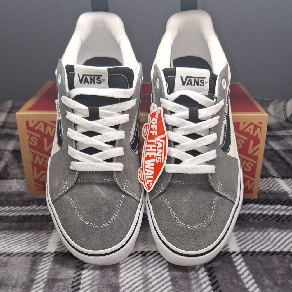 Vans Men's Gray and White Sneakers